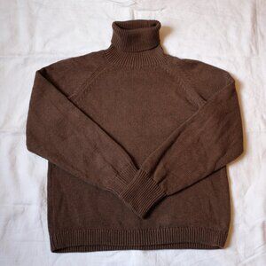 NEW - Kotn cotton turtlenck